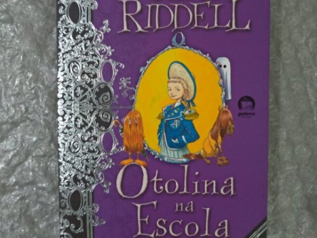 Otolina na Escola - Chris Riddell