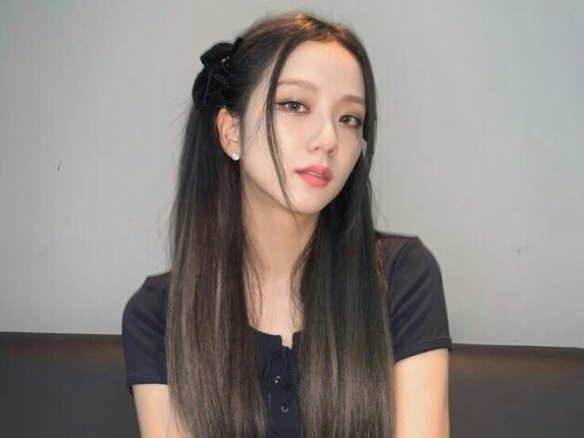 Jisoo - BLACKPINK