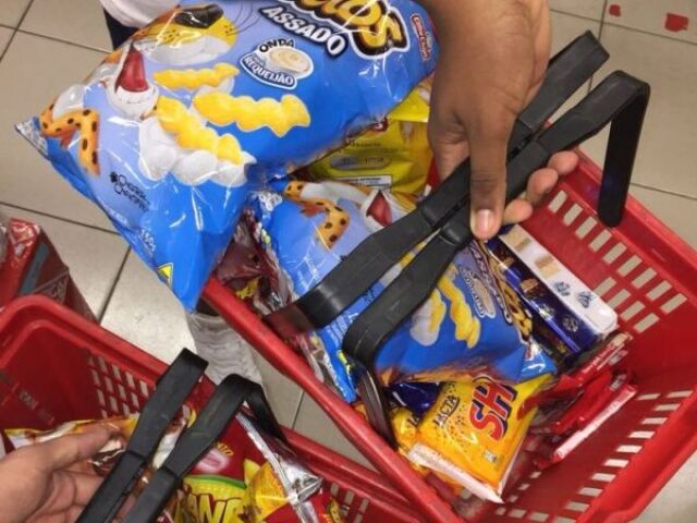 Comprei minha Comida, num mercadinho aí 🤧🛒