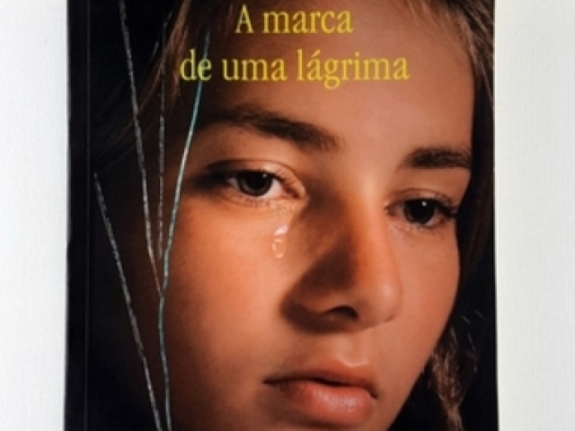A Marca de uma Lágrima - Pedro Bandeira