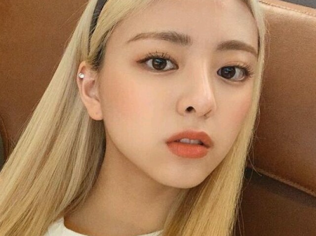 Yuna (ITZY)