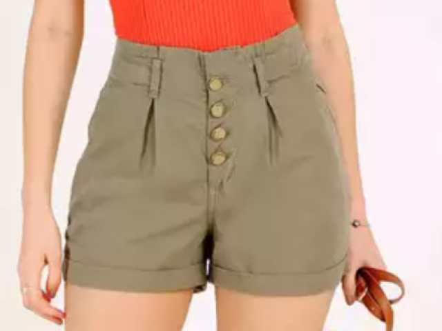Esse short de tecido verde ๐