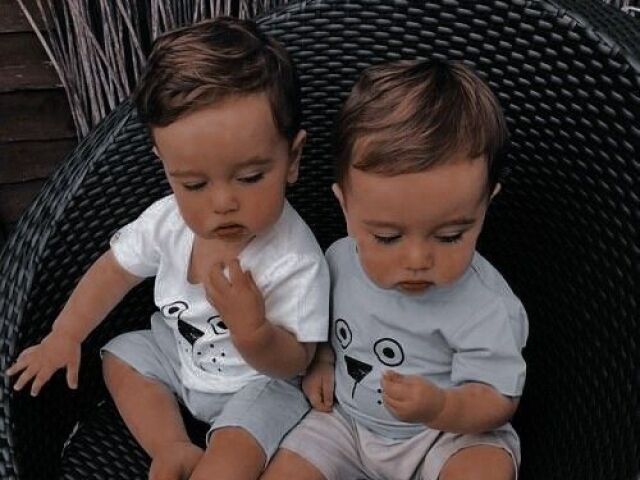 Dois lindos meninos