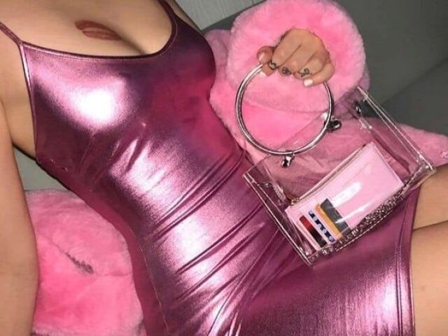 ๐ โ
( Baddie )