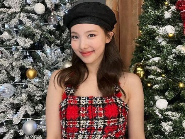 Nayeon <33