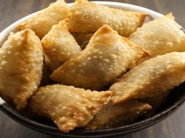 Pastelzinho de Carne