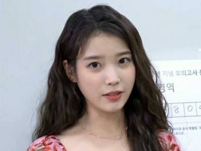 IU - solista