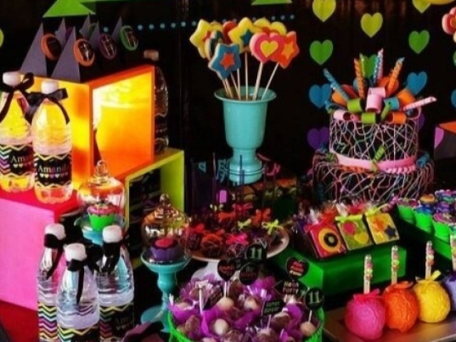 Neon~