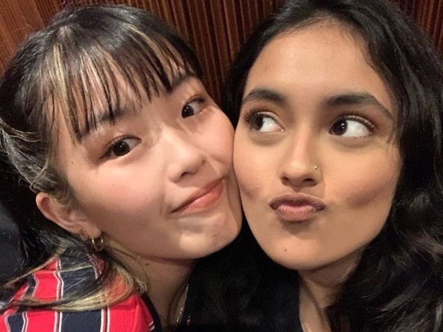 Shivani🇮🇳 e Hina🇯🇵