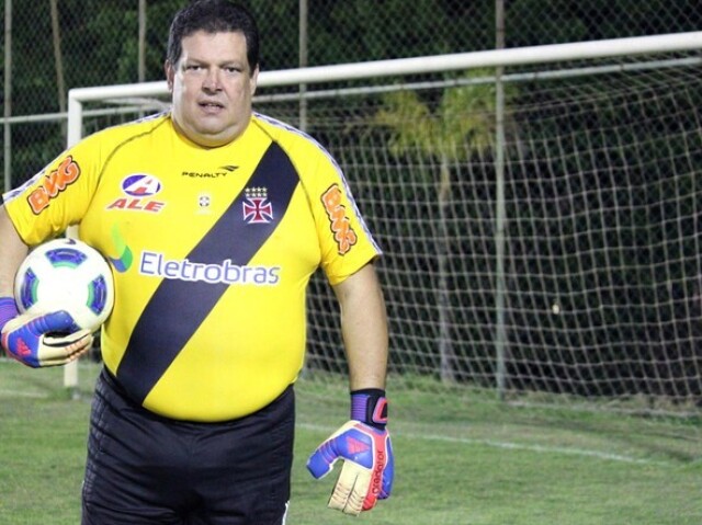 Goleiro Serjão