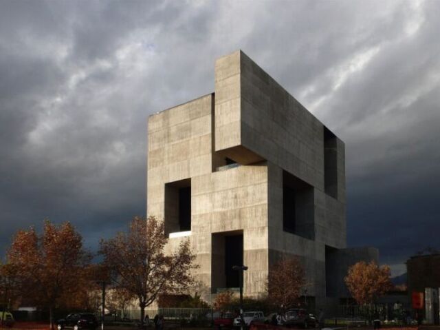 Alejandro Aravena - Centro de Inovação Anacleto Angelini