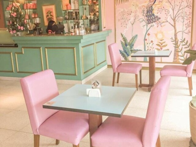 Cafeteria Aesthetic