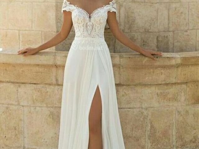 Casar com homem tá fora de moda, vou casar é com esse vestido!