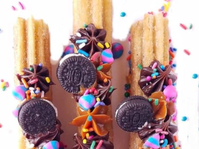 MANO TEM ATร BISCOITO!!!