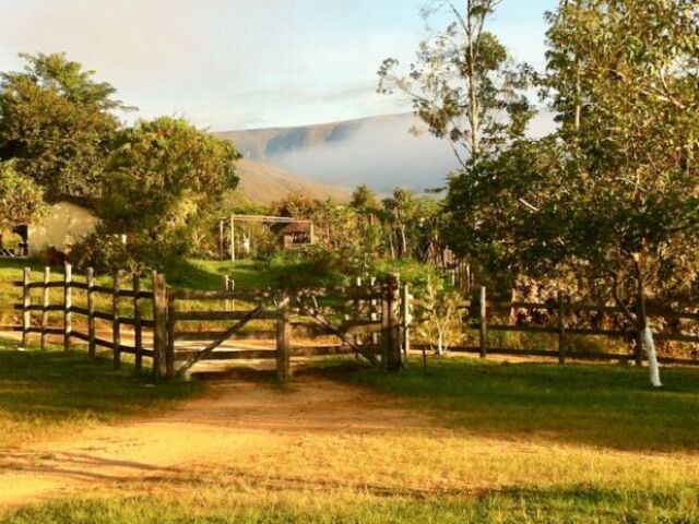 um campo longe da civilização