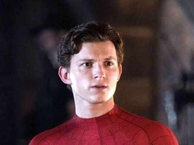 Homem aranha tom holland