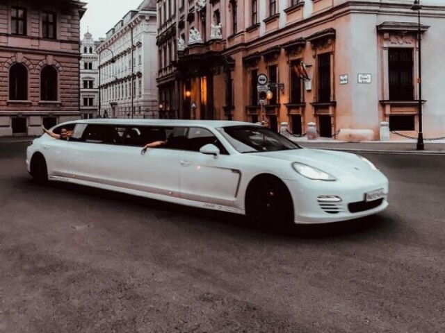 Limousine