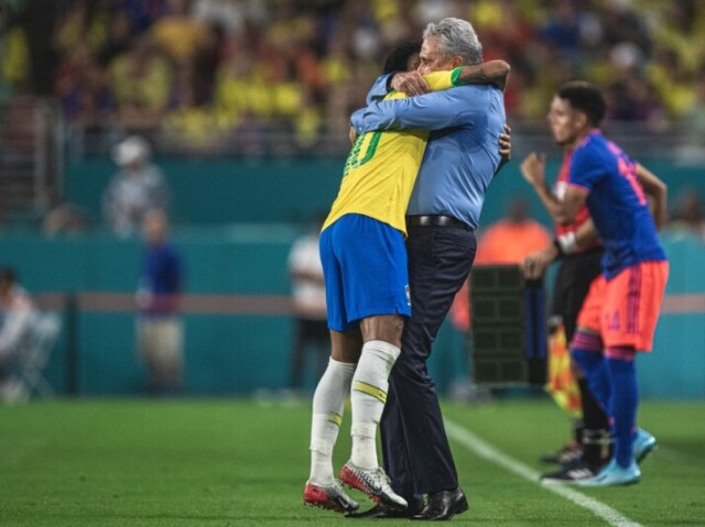 Abraçando o treinador