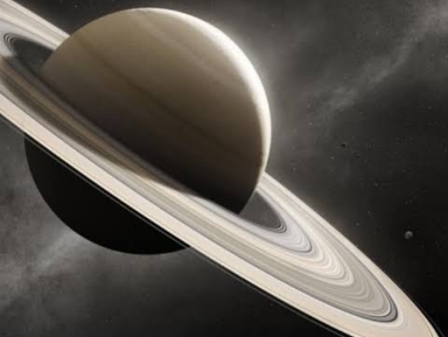 Saturno