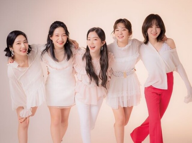 RED VELVET