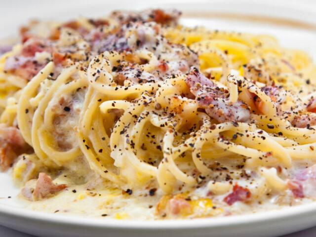 Macarrão a carbonara