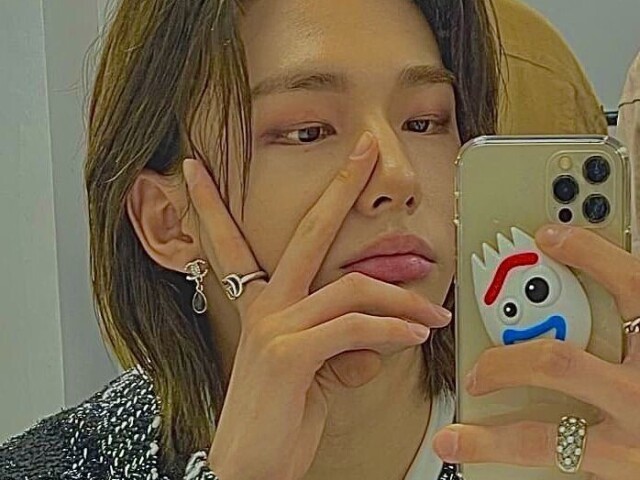 hyunjin(stray kids)