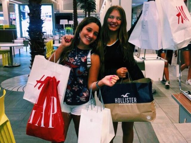 <3 No shopping💚