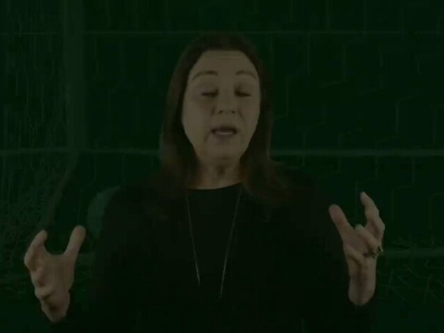 ✨É inovador e revolucionário? Não. Mas durante aquela meia hora cria ali pra você um lugar tão aconchegante, tão reconfortante✨