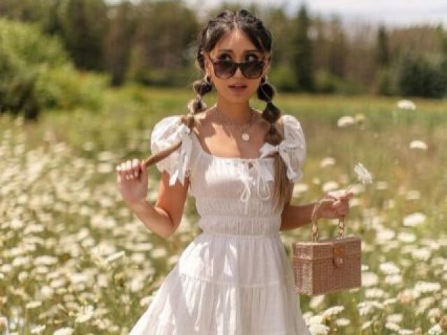 COTTAGECORE Girl