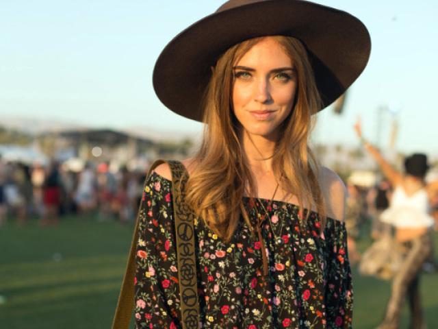 Folk Girl
