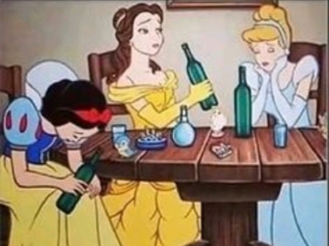 Ia sair com as amigas pra beber..