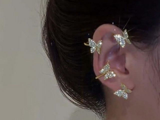 Ear cuff