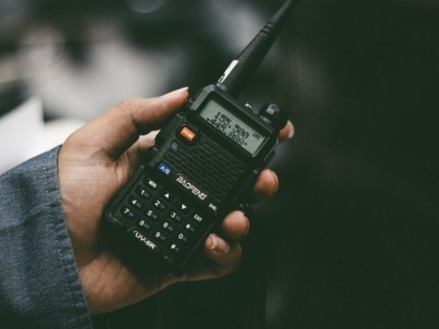 Walkie-talkie