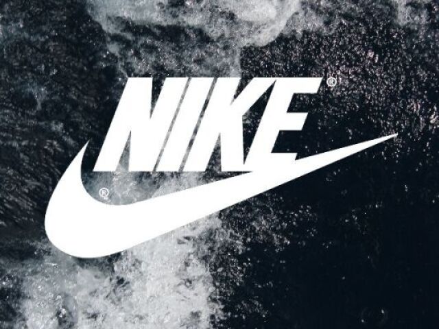 NIKE