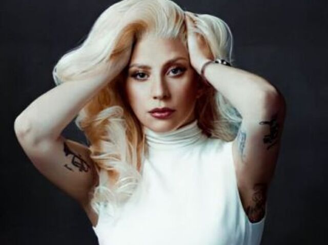 LADY GAGA