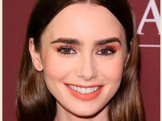 Lilly Collins