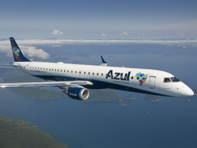Embraer 195