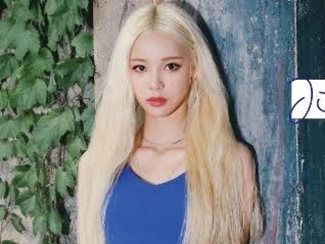 Jinsoul ( Loona )