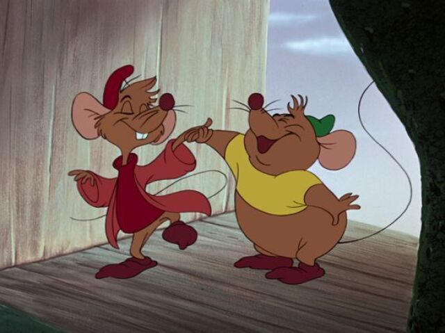 Escolha uma imagem e te indicarei uma música da Disney!