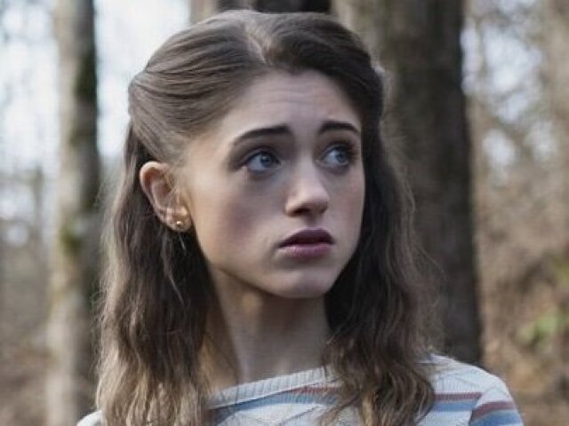 Natalia Dyer (Nancy)