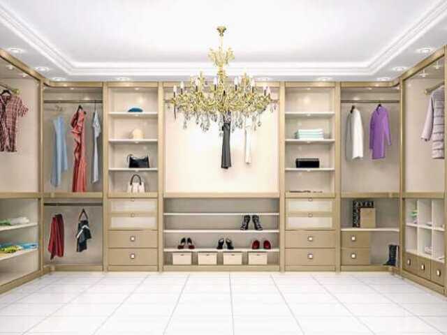 Closet 1