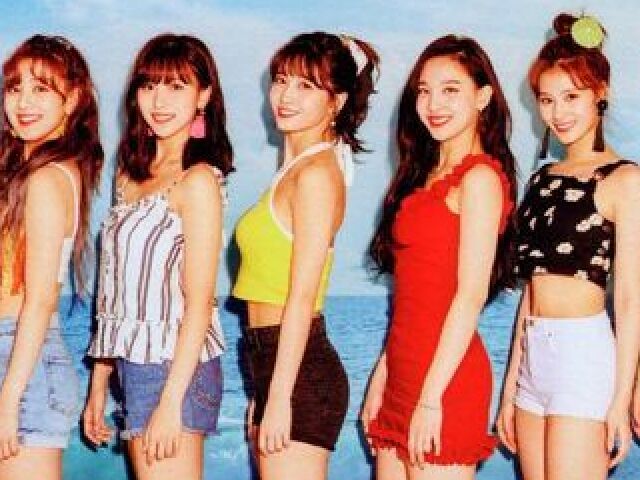 Média 。゚(゚´ω`゚)゚。 ! (Nayeon, Momo, Mina)