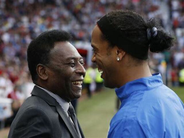 1º - Pelé, 2º - Ronaldinho G.