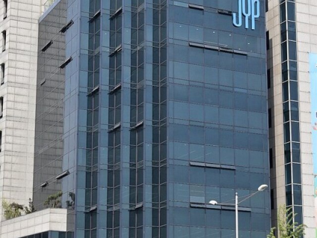 JYP ENTERTAINMENT