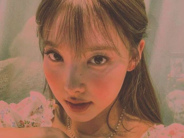 Nayeon!