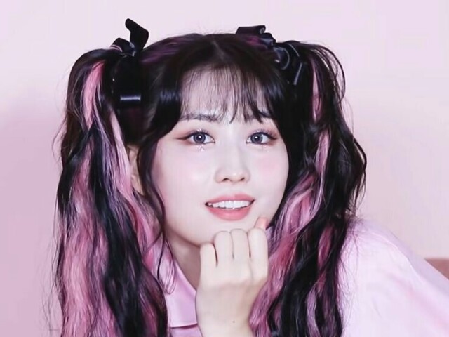 Momo - Twice