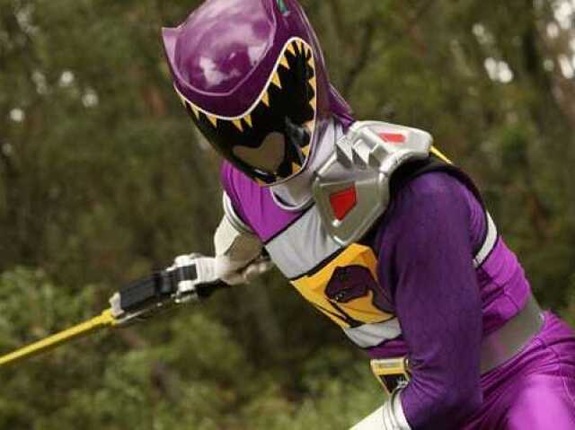 Você é o ranger roxo!