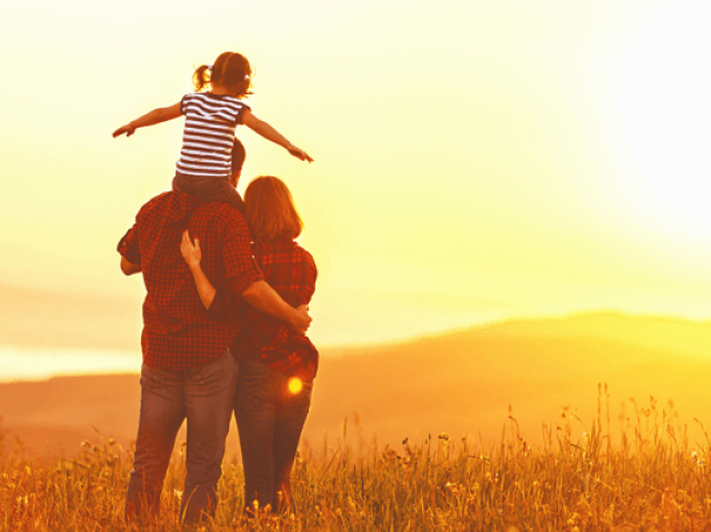 Envolva toda a família na organização financeira