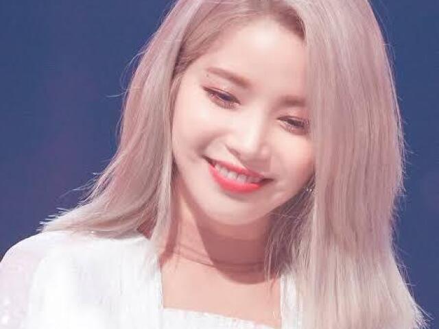 Solar (MAMAMOO)