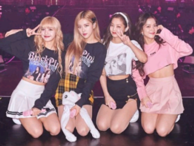 Escolha algumas fotos das Blackpink e eu te indicarei uma música!